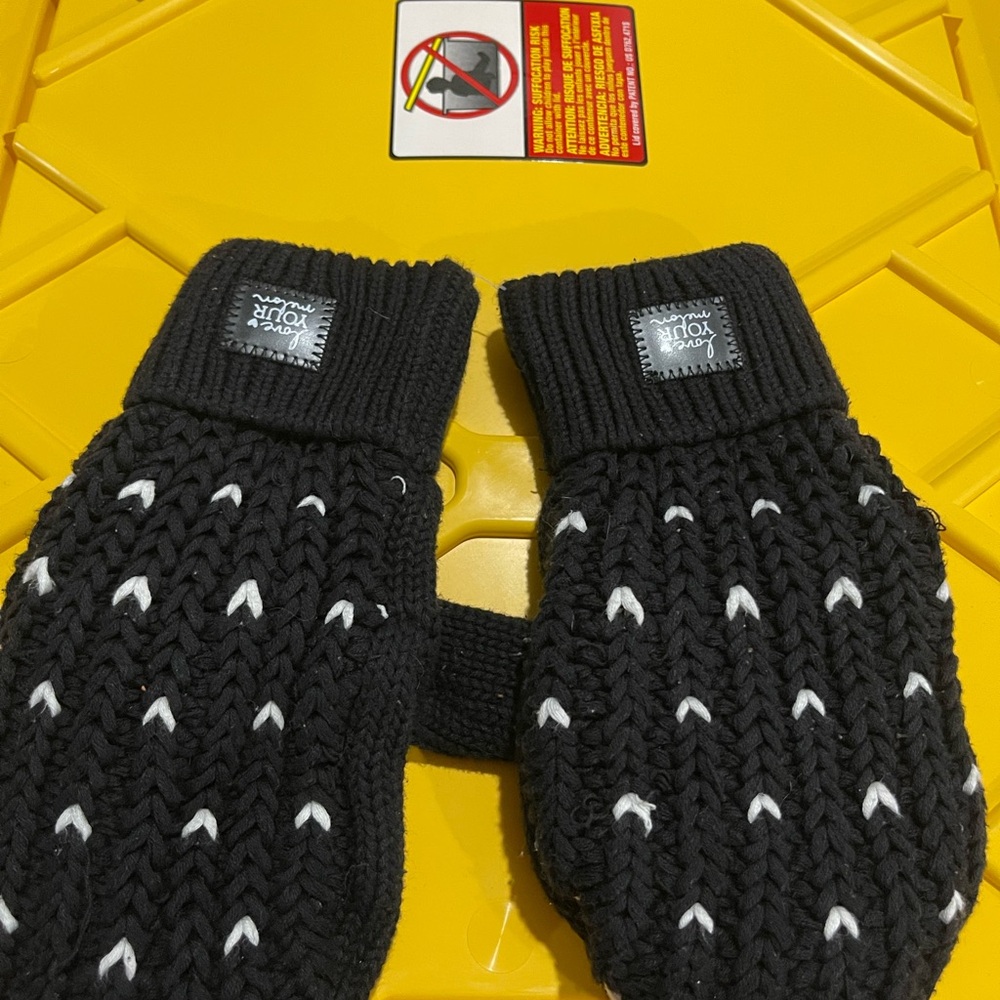 Love Your Melon Black and White Mittens
